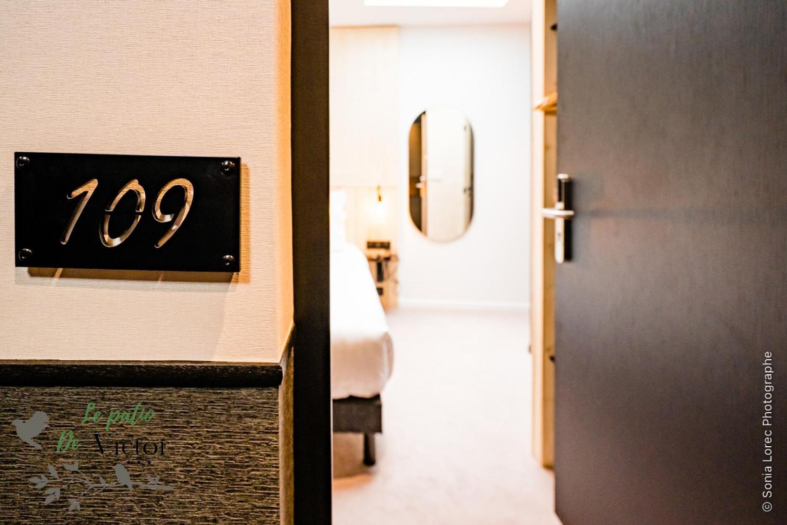 Hotel Le Patio De Victor, ロリアン エクステリア 写真
